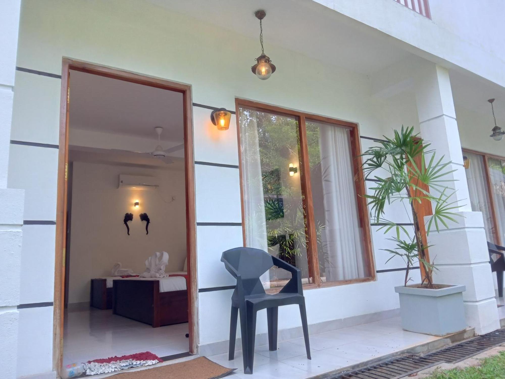 White Rose Safari Home Stay اوداوالاوي المظهر الخارجي الصورة